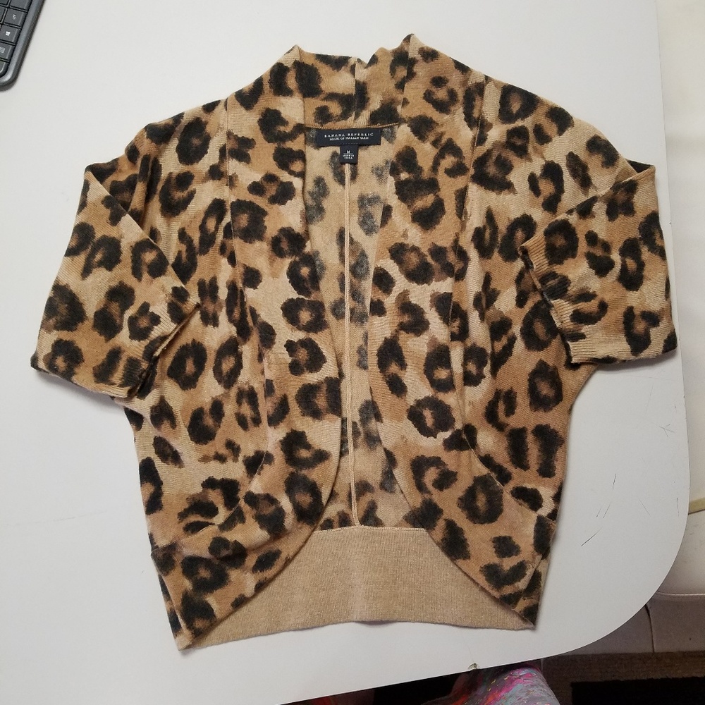 BANANA REPUBLIC Luxe Leopard Print Shrug Size M
